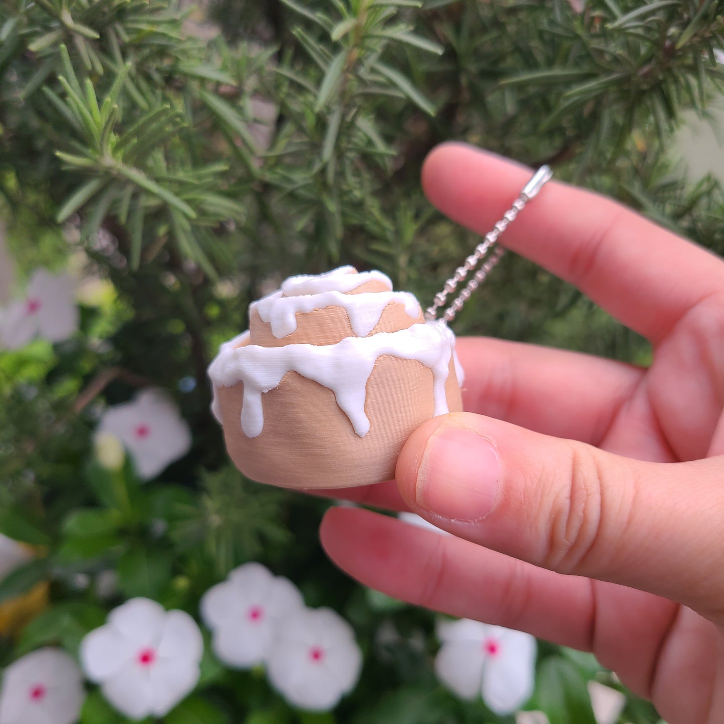 Cinnamon Roll Fidget Clicker Keychain