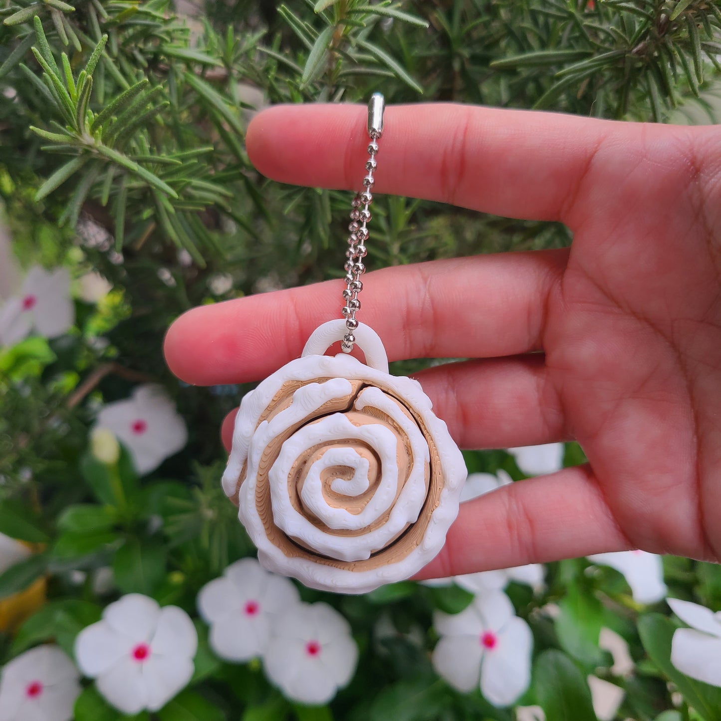 Cinnamon Roll Fidget Clicker Keychain