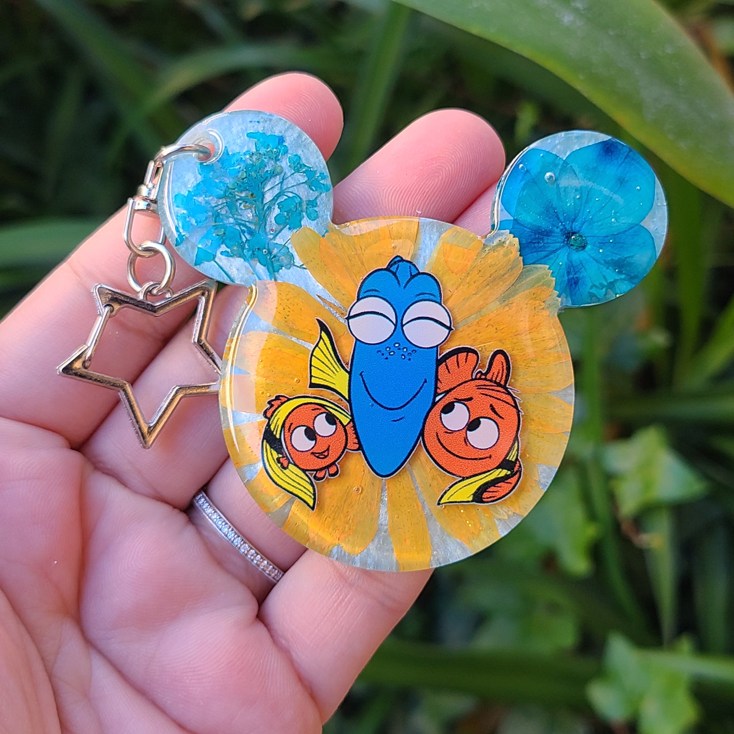 Fish Friends Flower Mouse Keychain